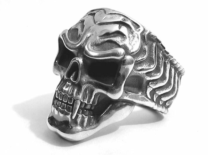 Vampire Skull Ring - Size 12 3d printed Silver Glossy with Aftermarket patina