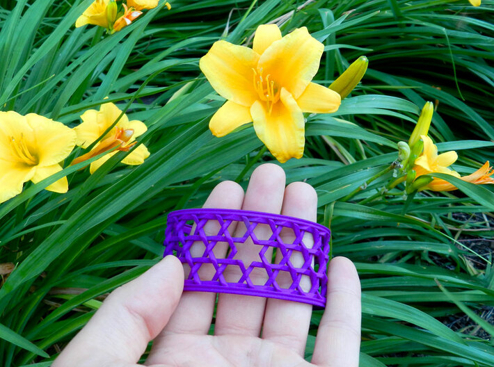 Kagome Bracelet 3d printed Purple, Strong &amp; Flexible - natural symmetry with the Day Lily